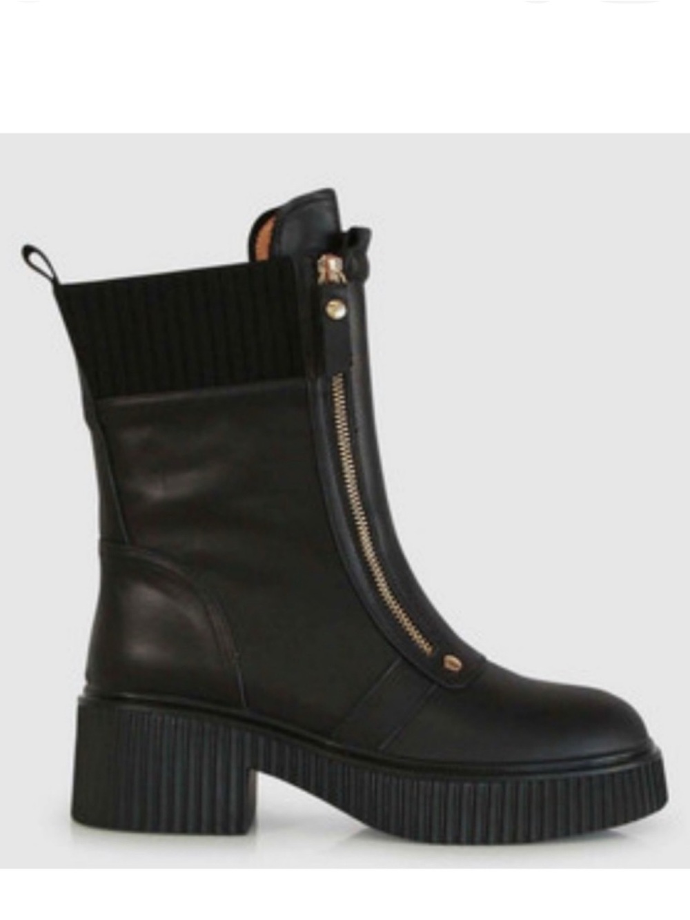 Belle & Bloom More To Come Boots
Size 9